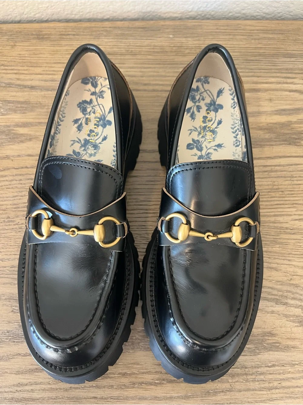 Gucci Cordovan Lux Lug Sole Black Gold Horsebit Bee Embroidered leather loafers